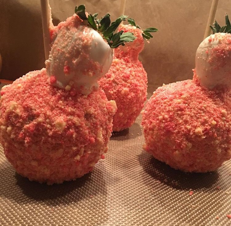 Strawberry Crunch Gourmet Chocolate Covered Candy Apple